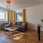 Apartment Emilia *