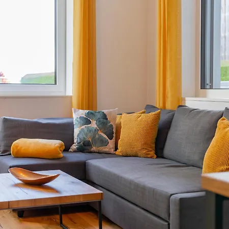 Emilia Apartment *