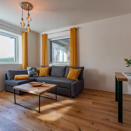 Apartment Emilia *